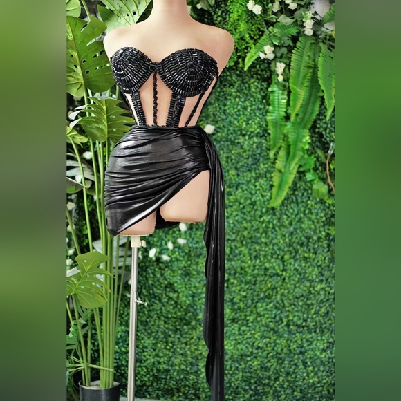 Skirt Only Black Stretch Faux Leather - Picture 5 of 5